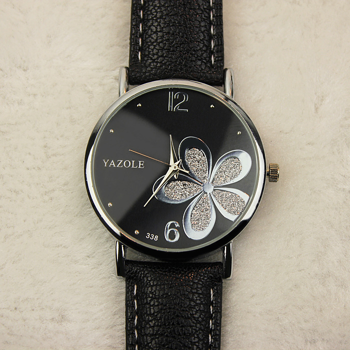 Ultra-thin Fashion Watches Women Leather Strap Flower Ladies Quartz Wrist Watch