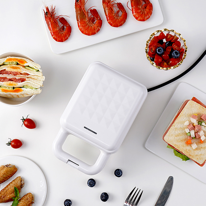 Sandwich Maker Portable Breakfast Maker Non-Stick Kitchen Appliances Multifunctional Office Available Sandwich Maker