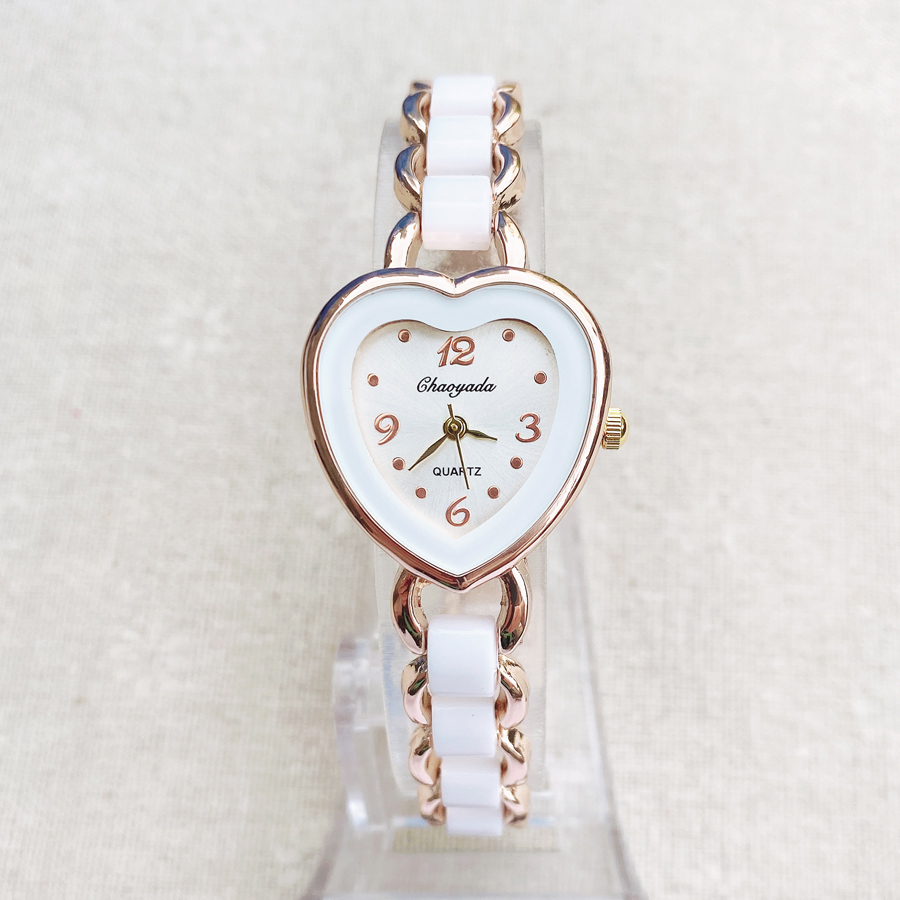 Fashion Elegant Wrist Watch Women Girl Exquisite Heart-Shaped Style