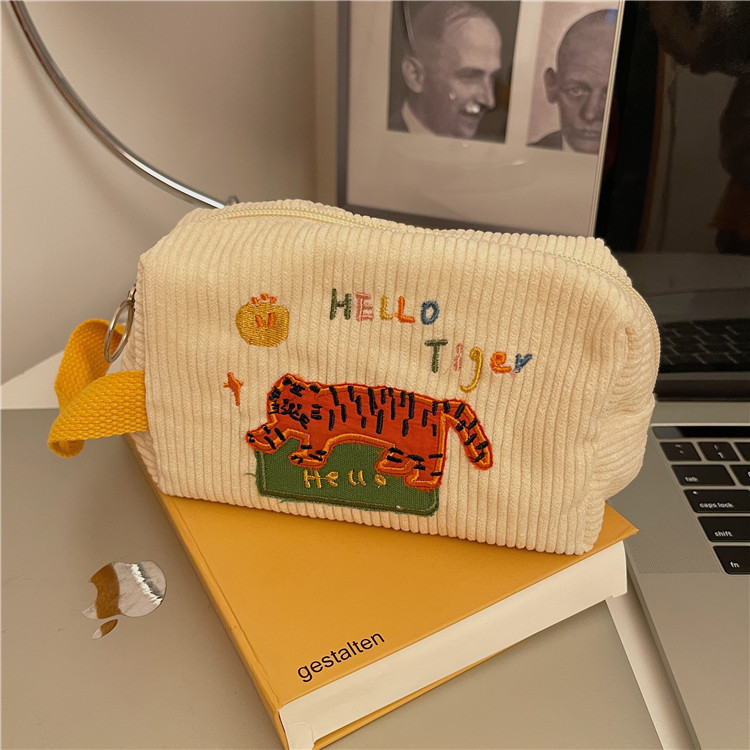 New Cute Embroidered Make Up Bag Organizer Women Corduroy Cosmetic Pouch Portable Travel Toiletry Bag Necesserie Storage Bags