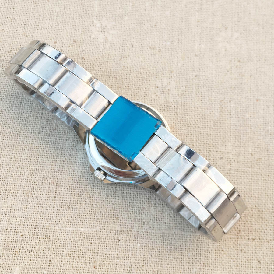 Fashion Wrist Watch Women Girl Cute Cartoon Style Metal Alloy Band Quartz Watches