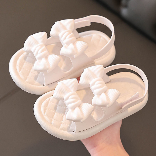 2022 new girls sandals Baotou beach shoes 2-6 years old children non-slip soft bottom children's sandals non-slip summer sandals