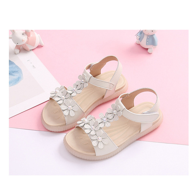 Girls Sandals Flowers Sweet Soft Sole Children's Beach Shoes Kids Summer Floral Sandals Princess Fashion Cute High Quality