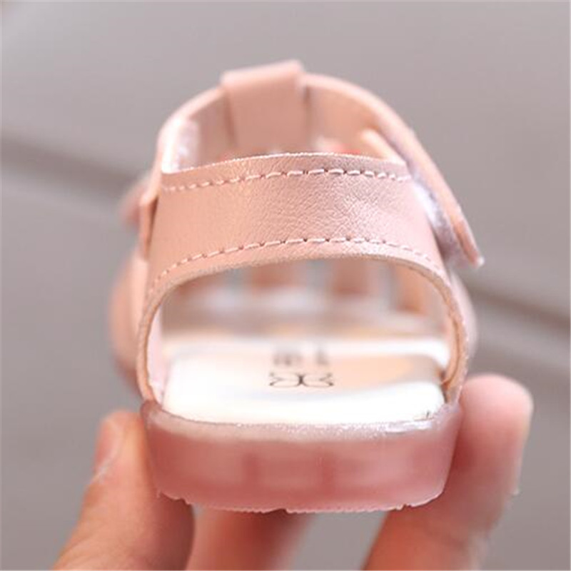 Newest Summer Baby Sandals Fashion Leathers Sweet Children Sandals for Girls Toddler Baby Breathable Soft Bottom Hollow Sandals Toddler Girls' Shoes