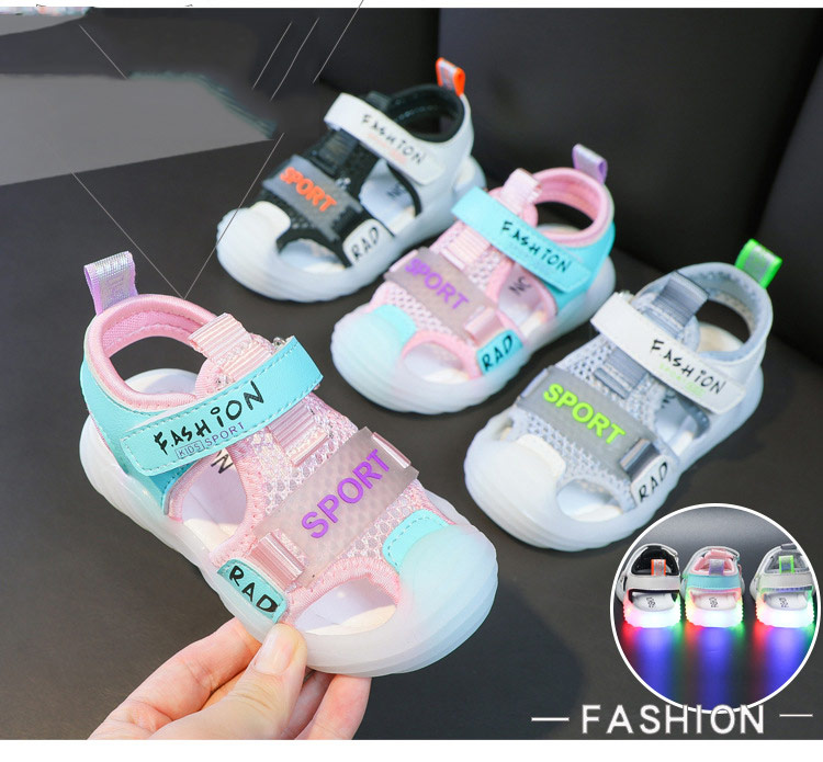 2022 New Summer Fashion boy's soft-soled middle and small children's luminous shoes for girls color-blocking breathable shoes