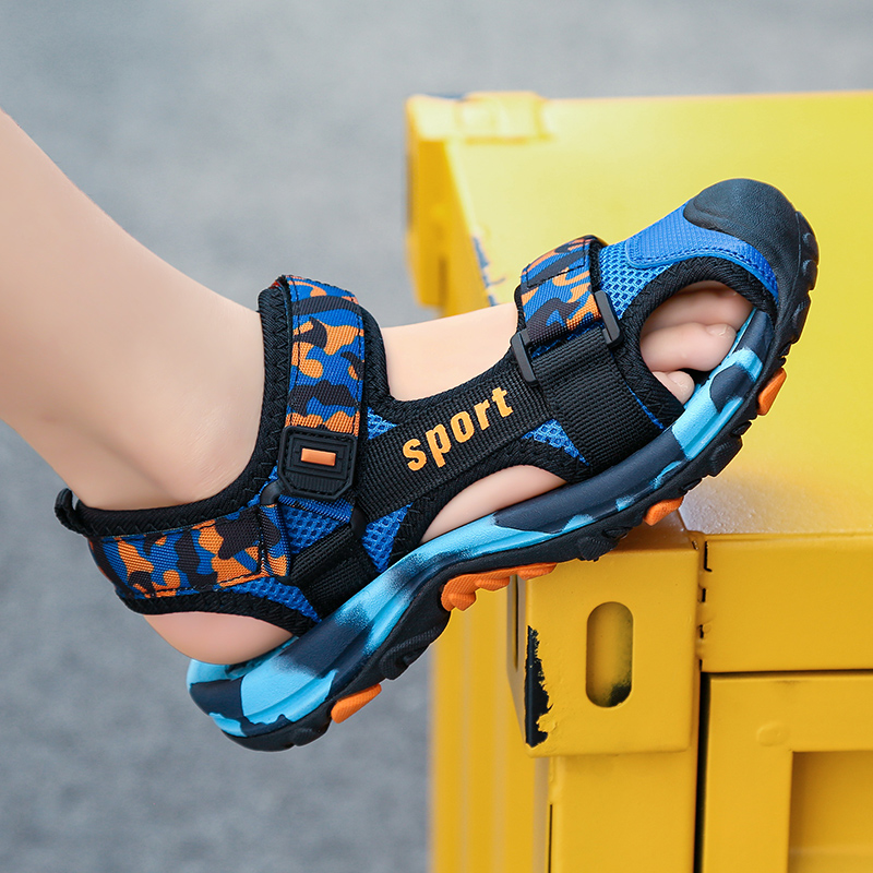 Designer Boys Girls Non-Slip Light Comfortable Sandals Summer Wear-Resistant Sole Outdoor Kids Slippers Clogs Beach Casual Shoes