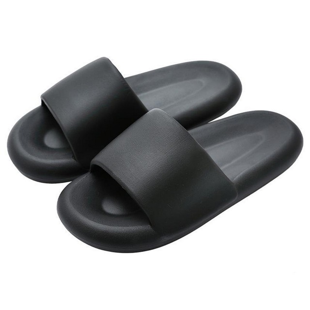 New Slippers Couple Home Outdoor Slippers Summer Beach Unisex Bedroom Shoes Ladies Thick Sole