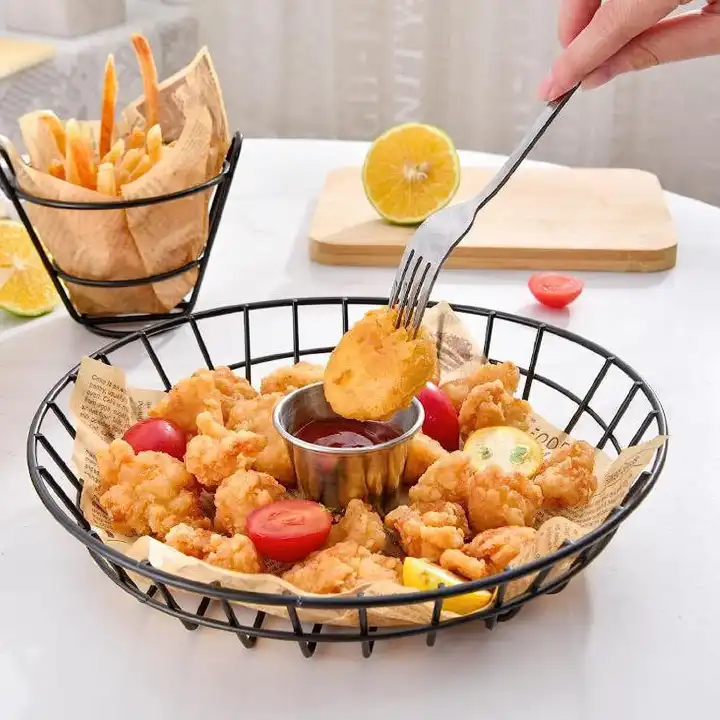 Fries Basket,french fries strainer/ holder for serving Heavy Duty Polished Stainless Steel Frame for Home /restaurant Use (Round 20cm) Kitchen                                                         .