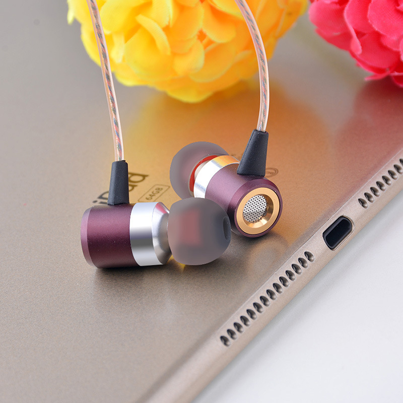 Running Stereo Bass Earphone Metal In-ear Headphone Sports Headset With Mic