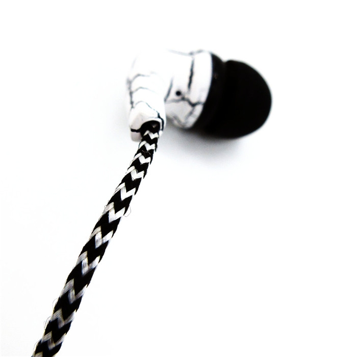 Super Bass Music Stereo Drive-by-wire In-ear Headset Earphone Headphone For All Mobile phones