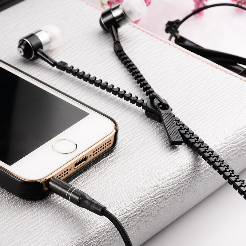 Wired Headphones Gaming Earphones for Phone in Ear Sport Headsets with Mic