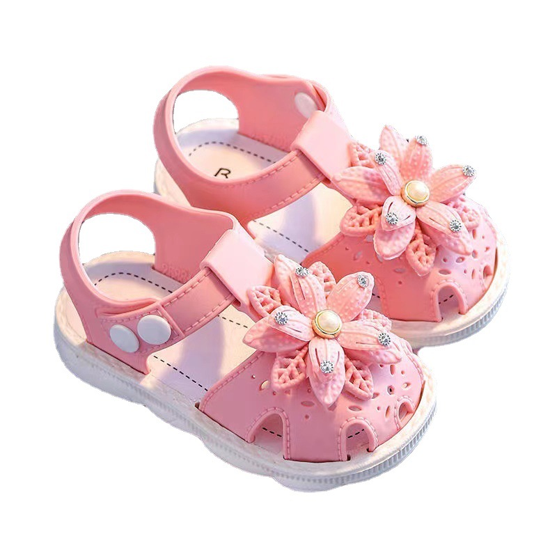 Sandals for children's summer sandals  flat bottomed informal shoes with buttons  soft and non slip pink flower design