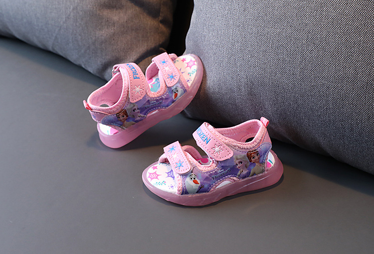 Children's Sandals Glow Beach Walking Shoes For Primary And Secondary School Students