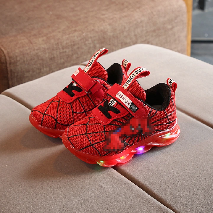 Children's Cartoon Sports Wear-Resistant Running Shoes With Led Light