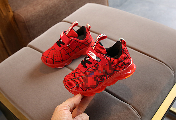 Children's Cartoon Sports Wear-Resistant Running Shoes With Led Light