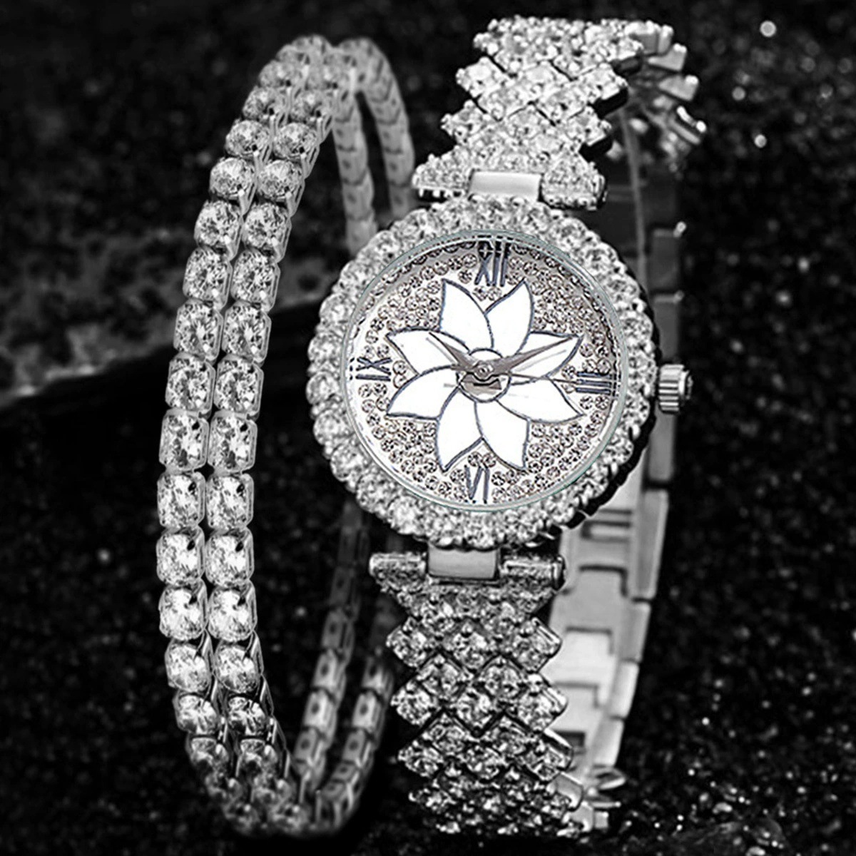 Ladies Full Star Bracelet With Diamond Time Flower Tray Roman Two-Piece Set