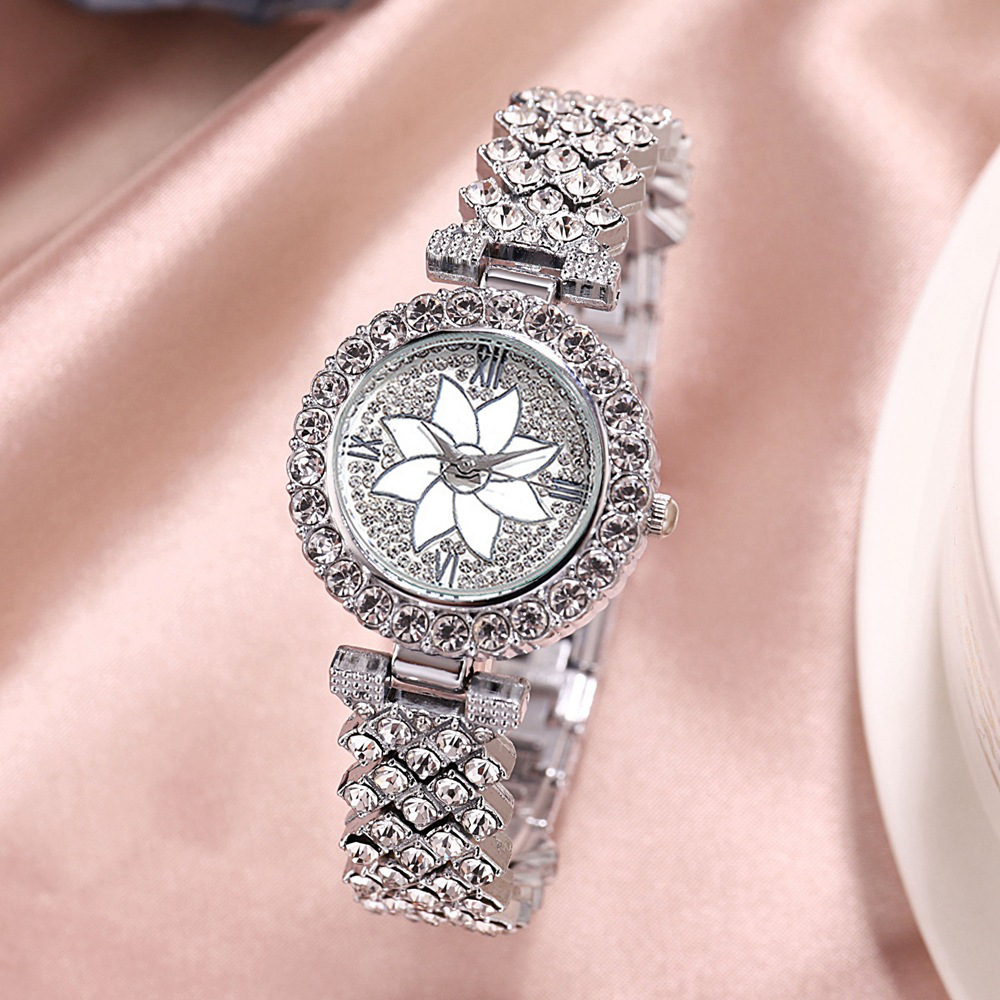 Ladies Full Star Bracelet With Diamond Time Flower Tray Roman Two-Piece Set