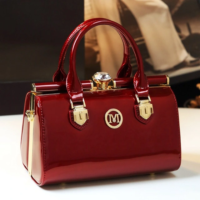 Ladies Exquisite Workmanship Simple Patent Leather Carrying Bright Leather Wallet Fashion Shoulder Bag