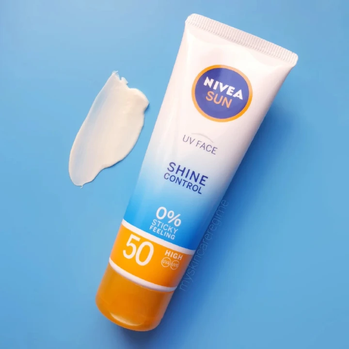 【Discounted】NIVEA UV Face Shine Control Cream sunscreen SPF 50- 50 ml - provides immediate & effective sun protection. It offers a long-lasting & instant mattifying effect.