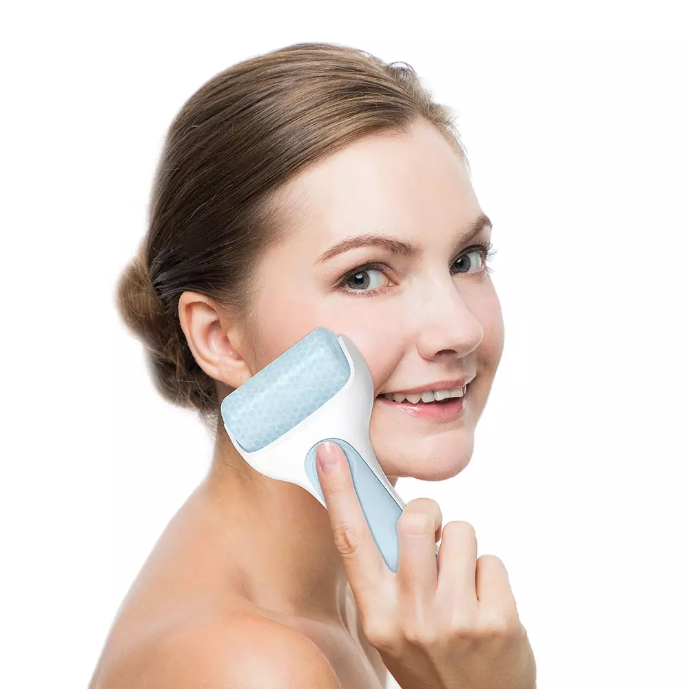 Ice Roller For Face & Eye Cold Roller Massage Ice Derma Roller Massager For Anti Aging and Migraine Pain Relief Skin Care Tools