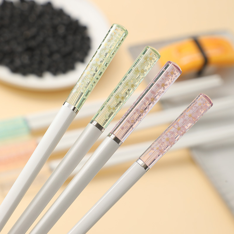 1 Pair Amber Sakura Chopsticks Japanese Cherry Blossom Pattern Chopsticks Reusable Food Sticks Kitchen Tableware