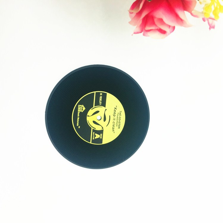 1PC Round Retro CD Creative Record Coaster Kitchen Accessories Heat Resistant Cup Mat Silicone Retro Mug Placemat Coaster Tools Kitchen Gadgets For Glass For Cup