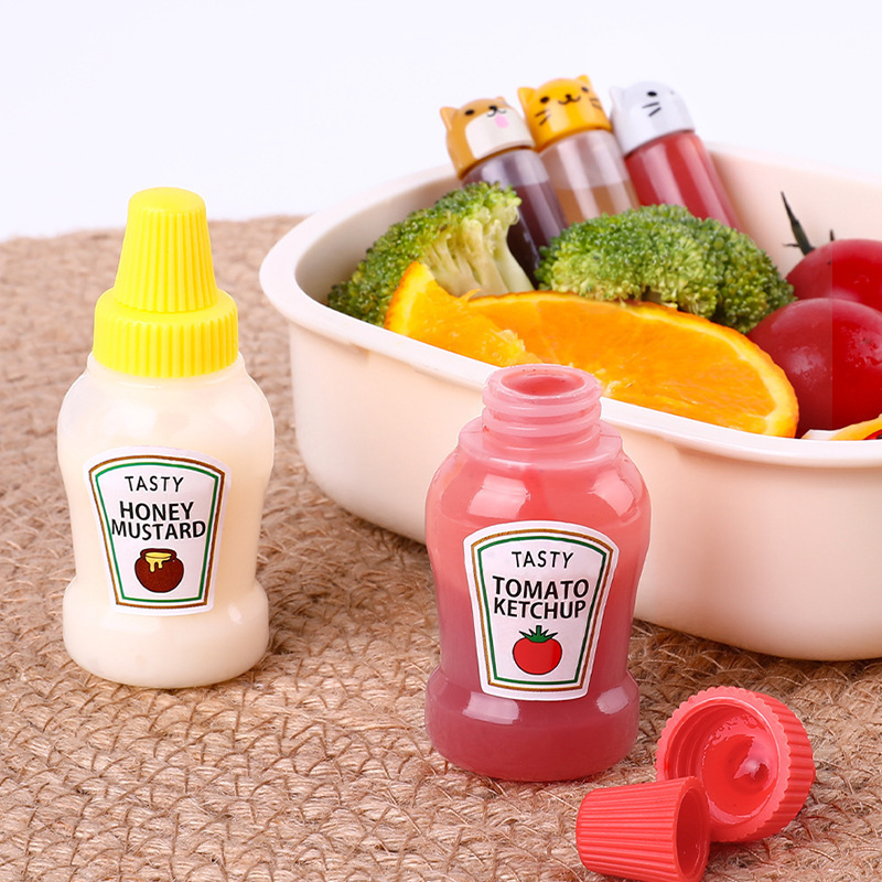2pcs/set 25ML Mini Tomato Ketchup Bottle Portable Condiment Bottles Small Sauce Container Seasoning Bottle Kitchen Gadgets