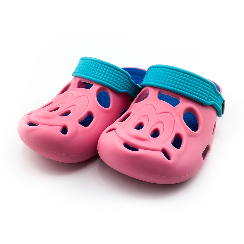 Waterproof non-slip wear-resistant silicone breathable shoes boys and girls beach hole shoes cartoon Children's Shoes Sa