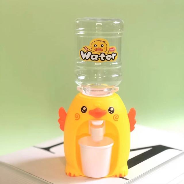 Mini Cute Water Dispenser Baby Toy Drinking Water Cooler Lifelike Cute Children Cosplsy Props Home Decor Ornament