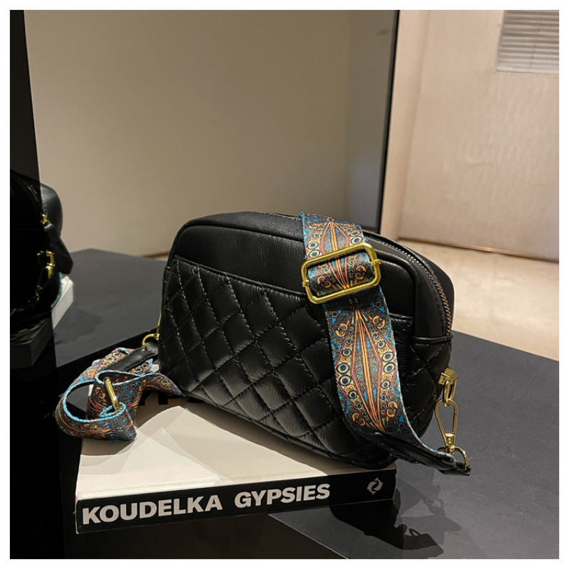 Wide Fabric Strap Women Crossbody Bags Solid Ladies Handbags Luxury Square Women Bags Shoulder Crossbody Sling Bags for Femele