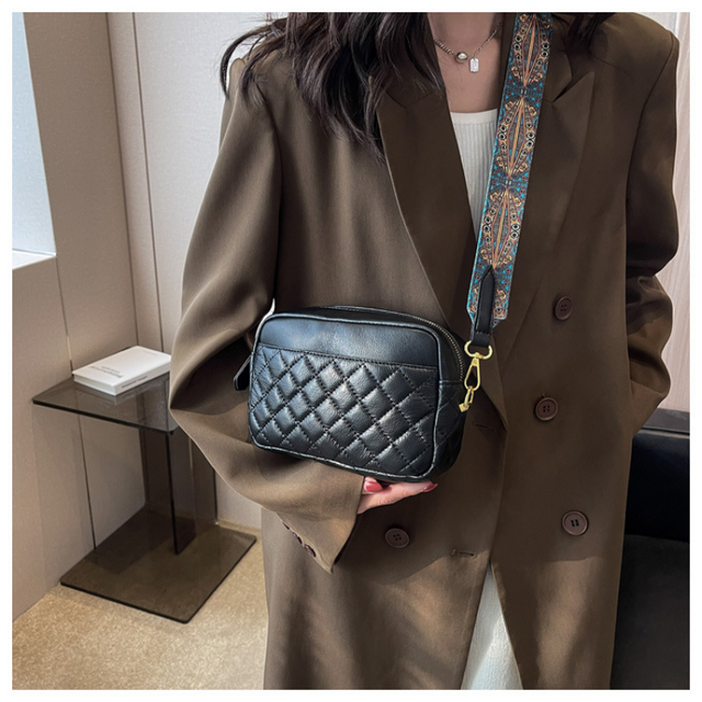 Wide Fabric Strap Women Crossbody Bags Solid Ladies Handbags Luxury Square Women Bags Shoulder Crossbody Sling Bags for Femele