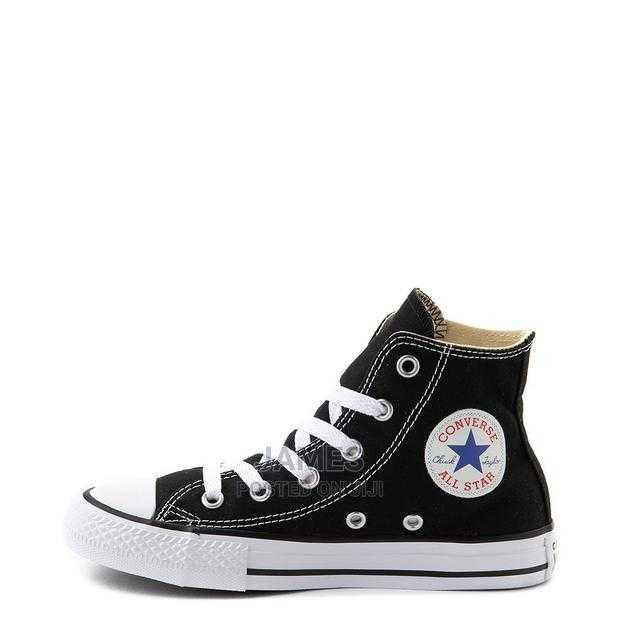 black and white high top all star men`s converse rubber shoes Black