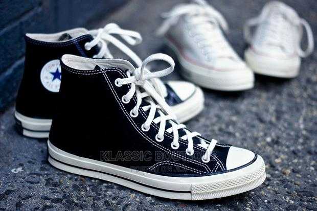 black and white high top all star men`s converse rubber shoes Black