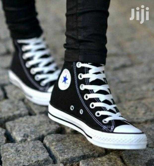 black and white high top all star men`s converse rubber shoes Black