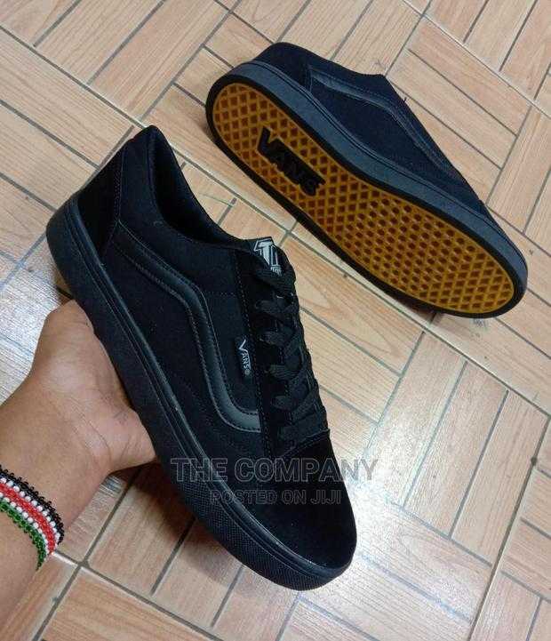 Fashion Men's Vans Unisex Rubber shoes for Men