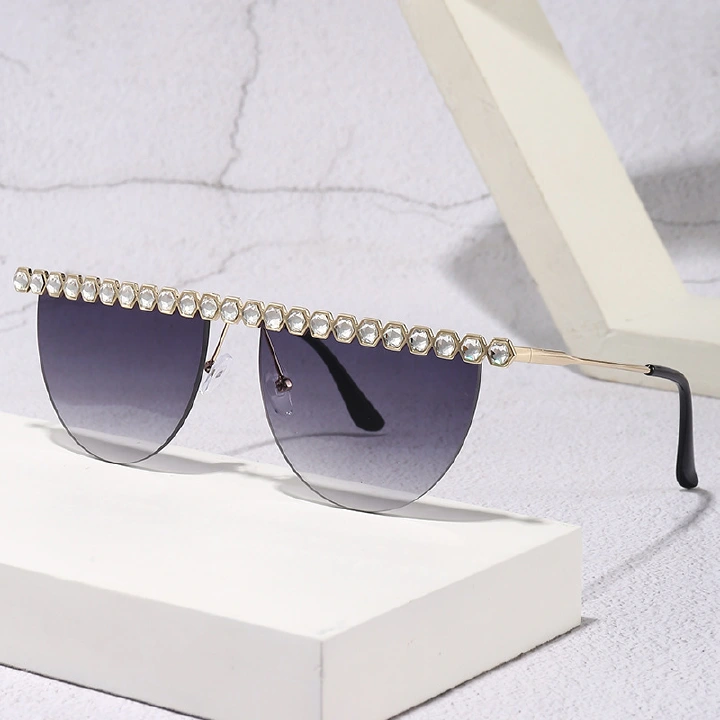New Europe And The United States Frameless Half-round Sunglasses Ladies With Diamonds Trend Metal Sunglasses Personalized Sun