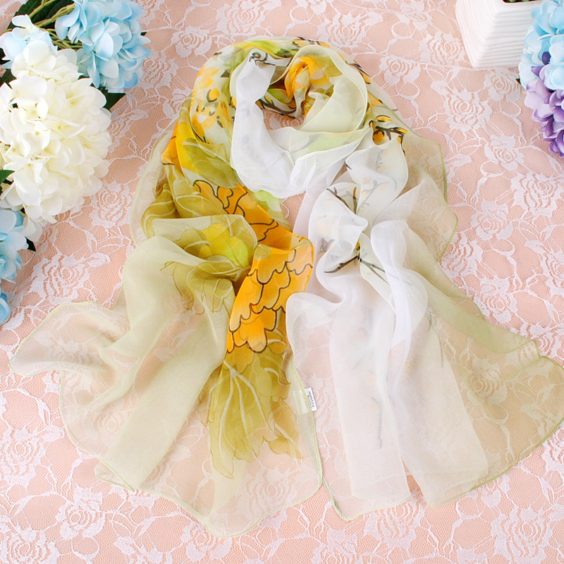 Summer Ladies Field Silk Scarf Thin Section Qiaoqi Silk Scarf Hundred Match Lady Water Two-color Flower Silk Scarf