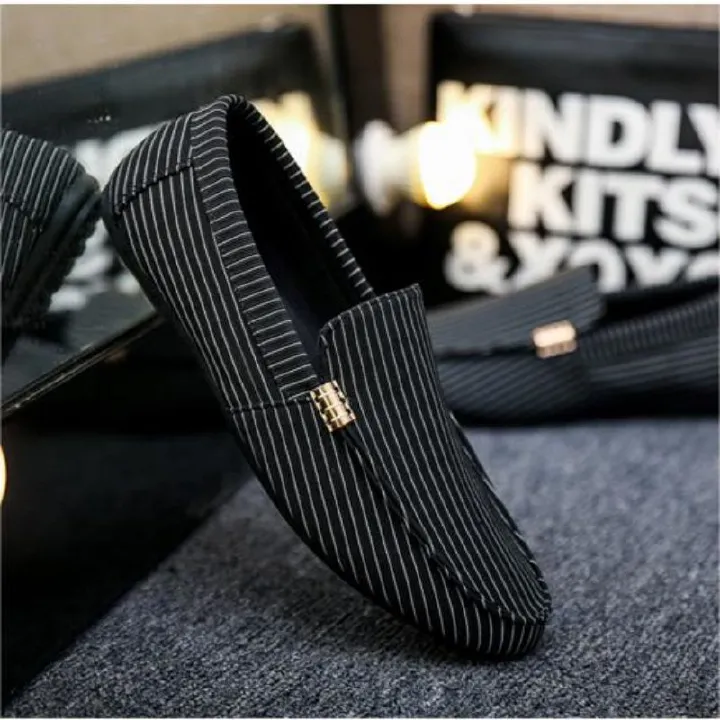 Men's Loafers Large Size Light Comfortable Flat Breathable Slip-On Casual Lazy Shoes