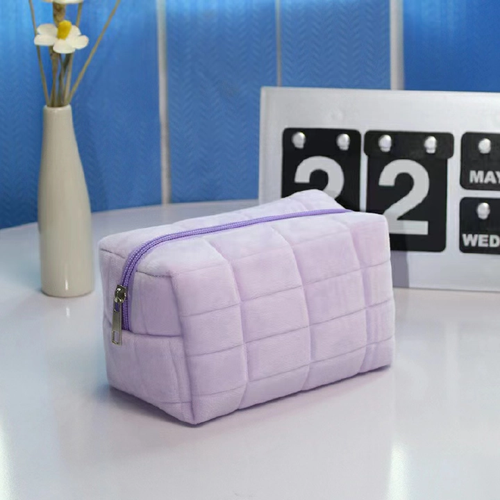 Ladies 1 Large Zipper Travel Toiletry Bag For Premium Makeup Bag