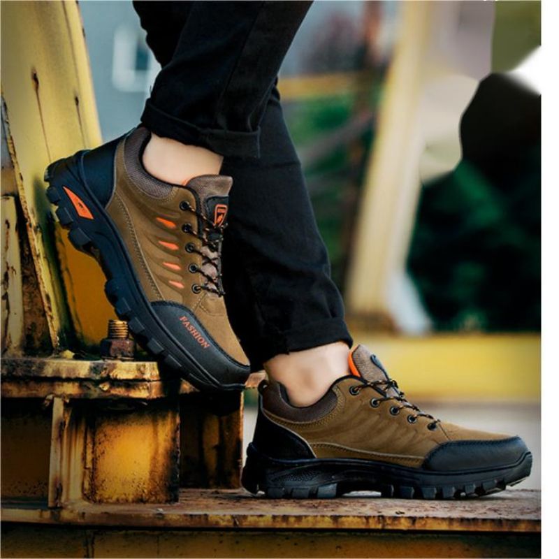 Climbing This Year'S Popular Niche Design Leisure Outdoor Shoes Sports Mountaineering Work Commuter Shoes Thick Soled Hiking Camel Men'S Shoes