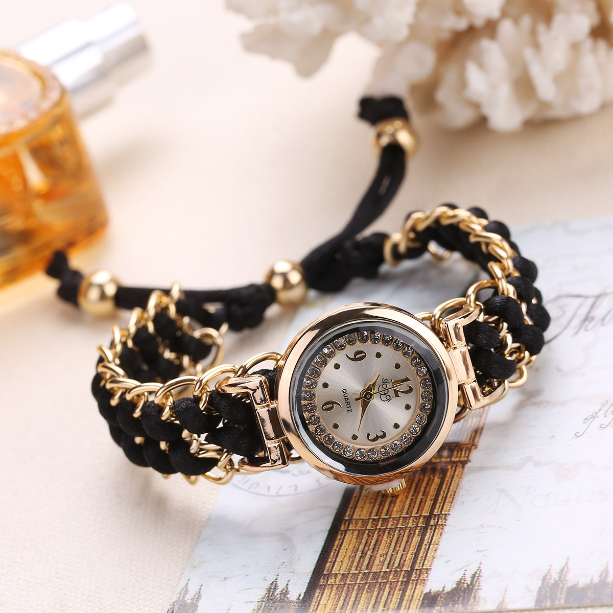 Fashion Women Watches Knitting Rope Chain Winding Analog Quartz Wrist Watch Simple Ladies Casual Clock