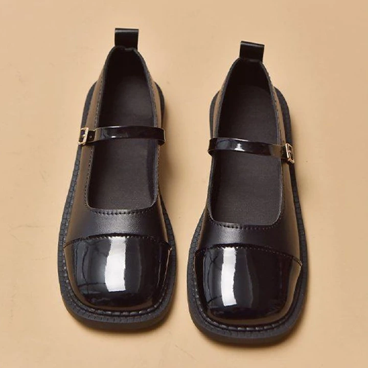Women's Leather Shoes Low Heeled Leather Shoes Black And White Color Matching One Line With Oriental Flat Sole Single Shoes