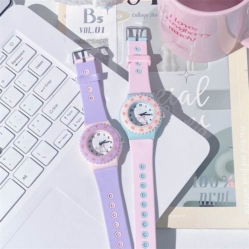 Fashion Silicone Women Watches Simple Sport Ladies Quartz Wristwatches Fresh Children Clock Gifts