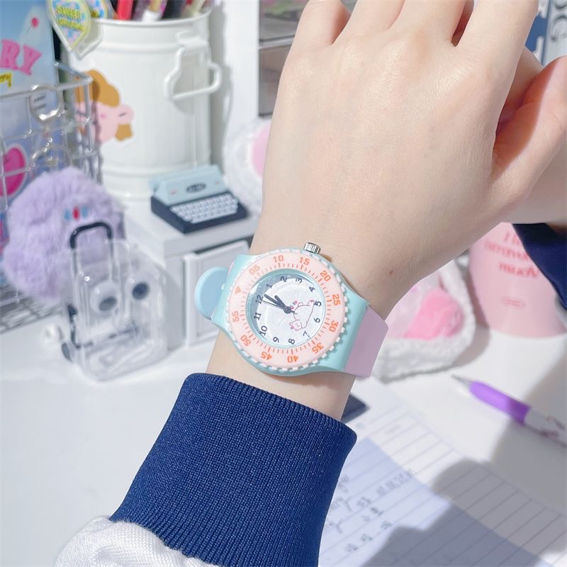 Fashion Silicone Women Watches Simple Sport Ladies Quartz Wristwatches Fresh Children Clock Gifts