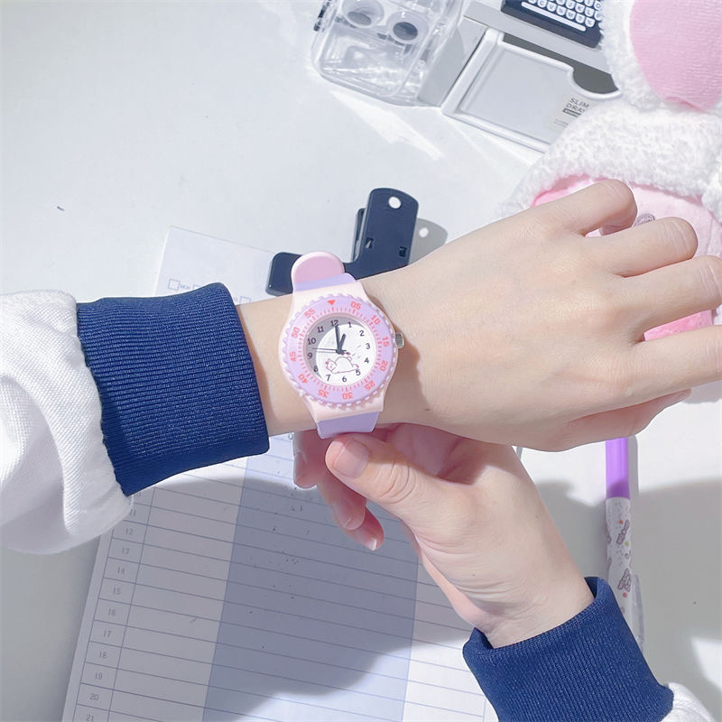 Fashion Silicone Women Watches Simple Sport Ladies Quartz Wristwatches Fresh Children Clock Gifts