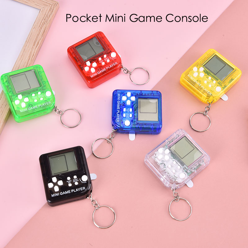 Portable Mini Handheld Retro Video Game Console Keyring Built-in 26 Classic Games Machine Battery Included Gift