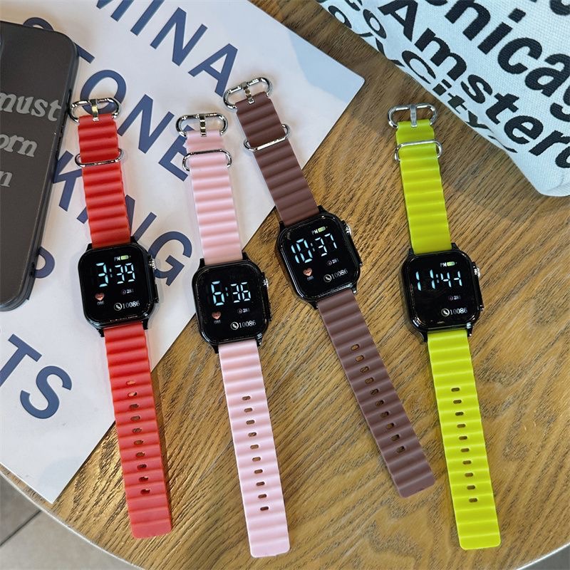 Children LED Digital Watch Men Women Electronic Watch for Kids Boys Girls Time Clock Student Kids Gift Sport Wristwatch