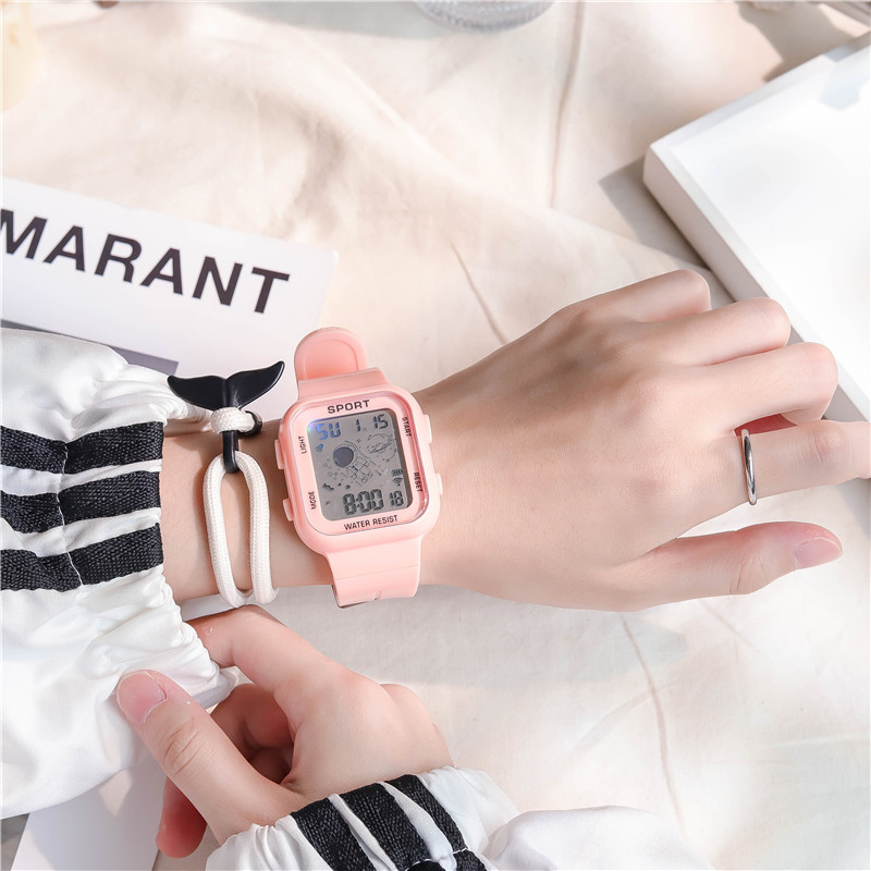 Astronaut Wristwatch Women Men Digital Watch Students Ins Fashion Clock Children's Boy Girls Electronic Watch For Gift