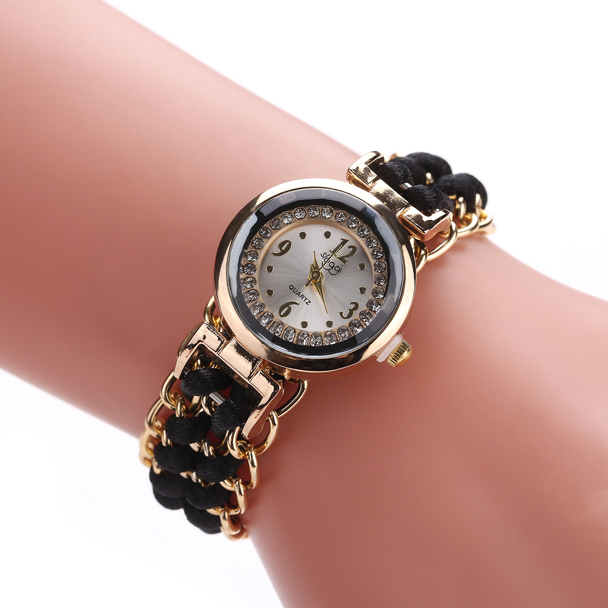 Women Knitting Rope Chain Winding Analog Quartz Movement Wrist Watch Fashionable Simple Style Quartz Wristwatch Electronic Watch
