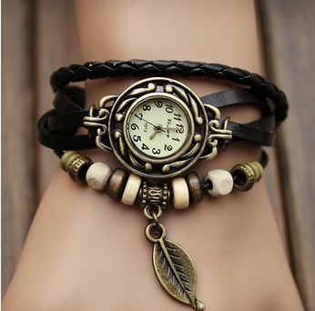 Women Men Retro Analog Watch Faux Leather Bracelet Tree Leaf Decoration Quartz Wrist Watch Fashion Electronic Clock